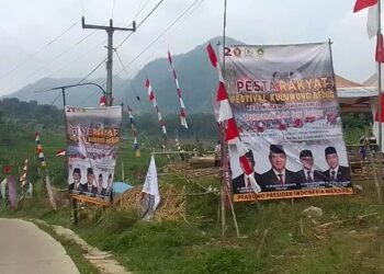 Festival Kuluwung Karbit Dihiasi Spanduk dan Baliho Caleg