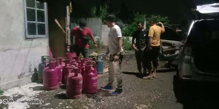 Polsek Cileungsi Gerebek Gudang Pengoplos LPG