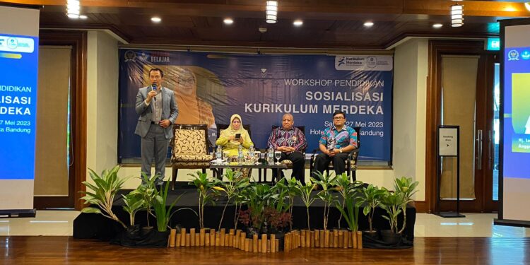 Puskurjar Sosialisasikan Kurikulum Merdeka di Bandung