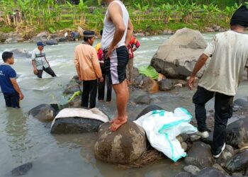 Tak Pulang 3 Hari, Pria Ditemukan Membusuk di Kali Cipamingkis