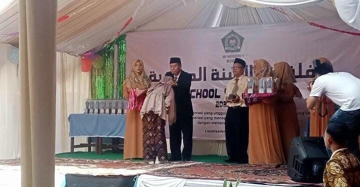 Pelepasan MIN 1 Bogor Sarat Pesan Moral, Tekankan Anak Didik Dapat Ilmu Bermanfaat