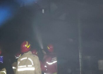 Pabrik Kerupuk di Ciampea Terbakar Akibat Percikan Api dari Tungku