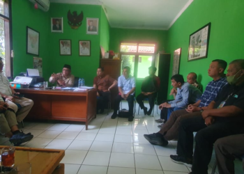 Minta Kepastian Pemblokiran Lahan, Warga di Dua Desa Geruduk Kantor Kecamatan