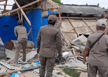 Satpol PP Bongkar Puluhan Tempat Karaoke Liar di Lulut