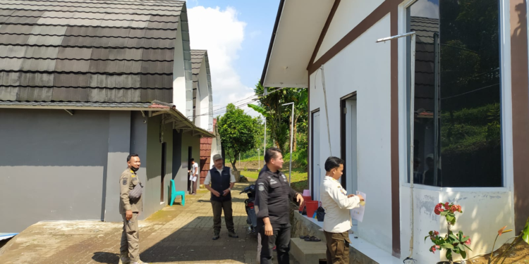 Villa di Sukawangi Diberi “Surat Cinta”