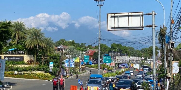 One Way Diberlakukan ke Arah Puncak