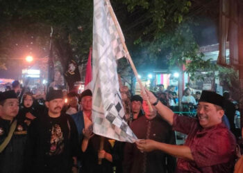 Warga Gunung Putri Pawai Obor Sambut Tahun Baru Islam 1 Muharram 1445 Hijriyah