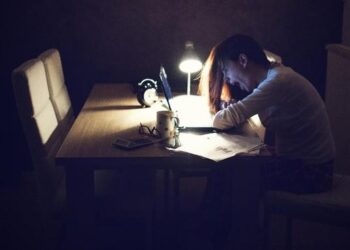 Kebiasaan Begadang Bisa Bikin Jantung Hingga Ginjal Bermasalah