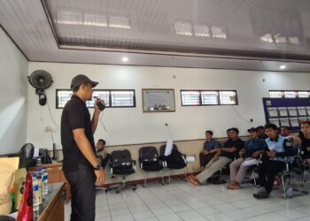 Petani Milenial Diberi Penyuluhan oleh Distanhorbun untuk Lahirkan Wirausahawan Muda