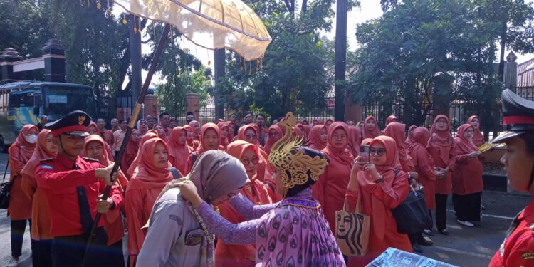 Bergilir, SMKN 1 Gunung Putri Adakan Lepas Sambut Untuk Pemimpin yang Baru