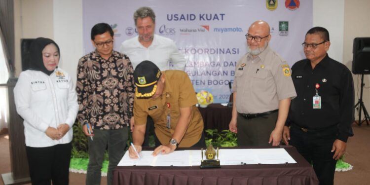 Pemkab Bogor Tekan MoU Bareng CRS Untuk Penanganan Bencana di Kabupaten Bogor