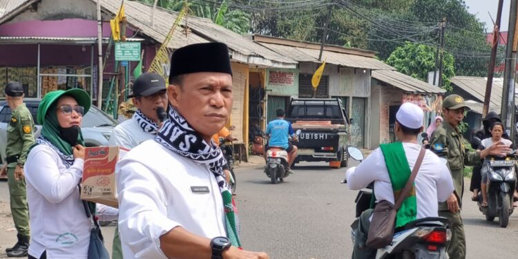 Galang Dana Untuk Palestina, Kades Bojong Nangka Turun ke Jalan