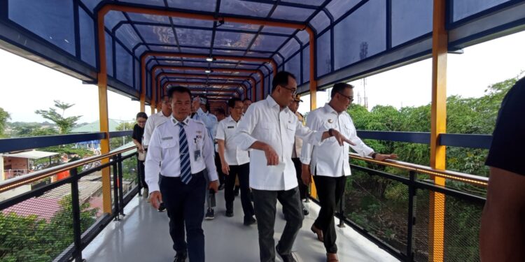 Minimalisasi Kemacetan di Depan Stasiun, Skybridge Stasiun Bojonggede Dioperasikan