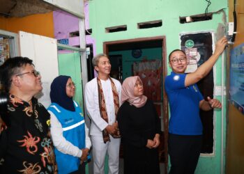 Sambung Listrik Gratis Diberikan untuk 24 Ribu Rumah Tangga di Jabar
