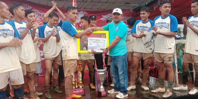 Kalahkan Bravo, HMC Juara Kades Cup Bantarjati 2023