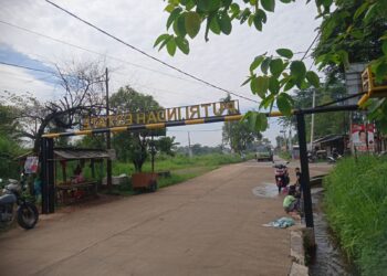 Woow, Kunci Portal Puri Indah Estate Seharga 35 Juta. Siapa Dibalik Pungli ???