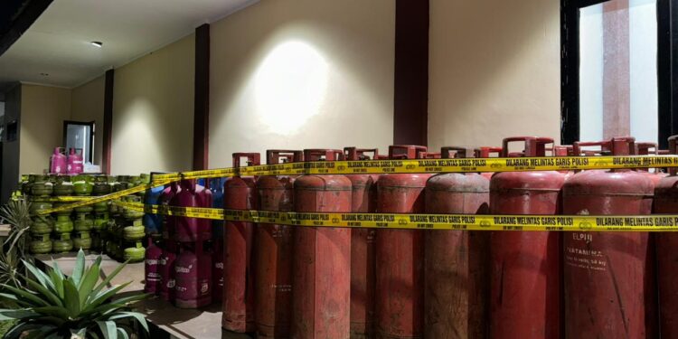 Polres Bogor Tangkap Pelaku Pengoplos Gas di Ciawi