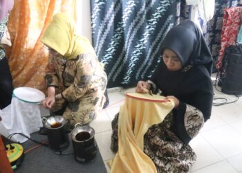 Budaya Ikan dan Kampung Batik Ditengok Orang-orang Ini