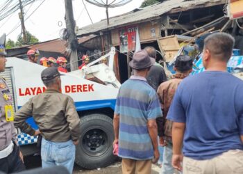 Data Sementara 14 Orang Luka Akibat Tabrakan Beruntun di Cisarua, Ini Nama-namanya