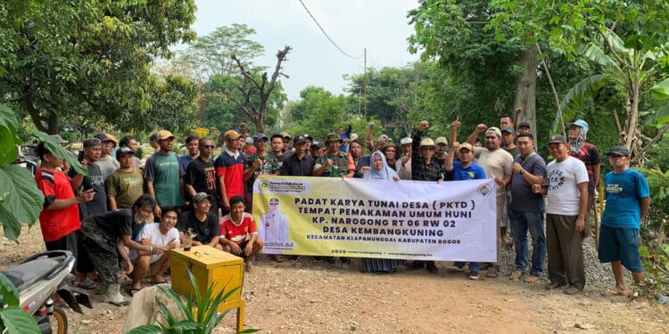 Jalan ke TPU Huni Dicor Warga Kembangkuning