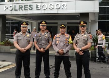 Tiga Personil Polsek Gunung Putri Naik Pangkat