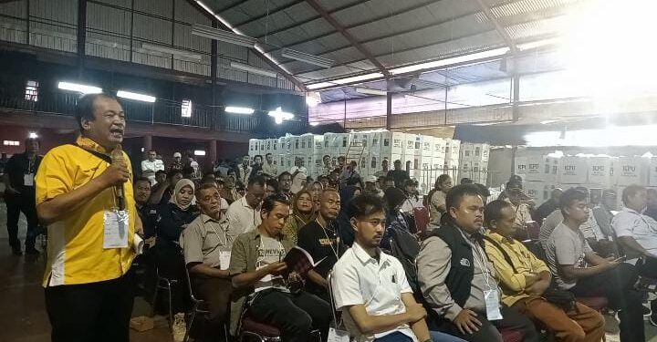 Jerry Pertanyakan Sertifikat Hasil Pemungutan Yang Belum di Pampang Oleh PPS
