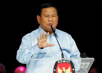 Prabowo Jadikan Beri Makan Gratis Proyek Strategis