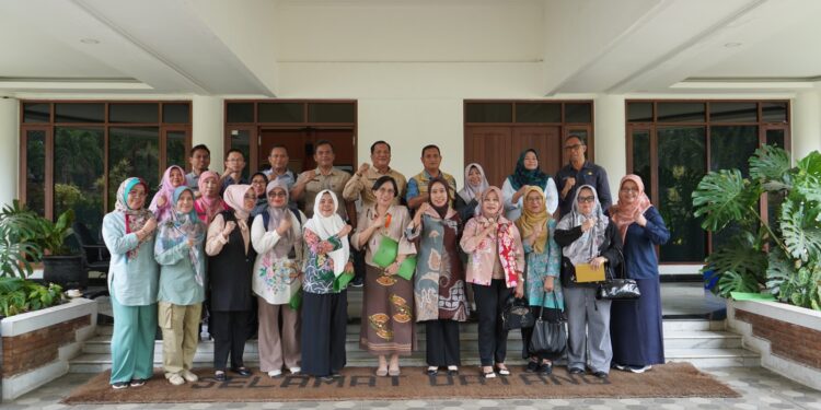 Alun-alun Cirimekar Jadi Sasaran Gerakan Tanam Cabai Serentak Se-Indonesia