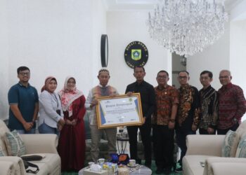 PT.Taspen Cabang Bogor Beri Penghargaan Pada Pj Bupati Bogor