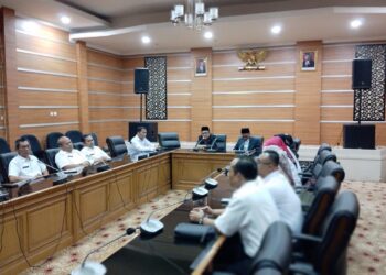 Ngadu ke Komisi 4 DPRD Kabupaten Bogor, Kepala Sekolah SMP Negeri se-Kabupaten Bogor Minta Tukin Bisa Direalisasikan Pemkab Bogor