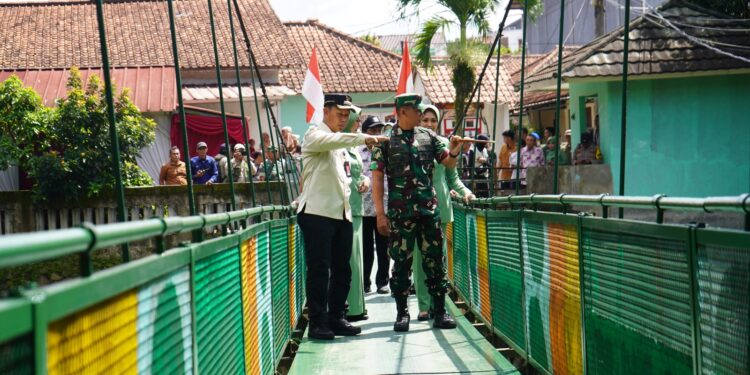 Pangdam III/Siliwangi Lakukan Kunjungan Sekaligus Tinjau Jembatan Rawayan Waden Kedung Upal