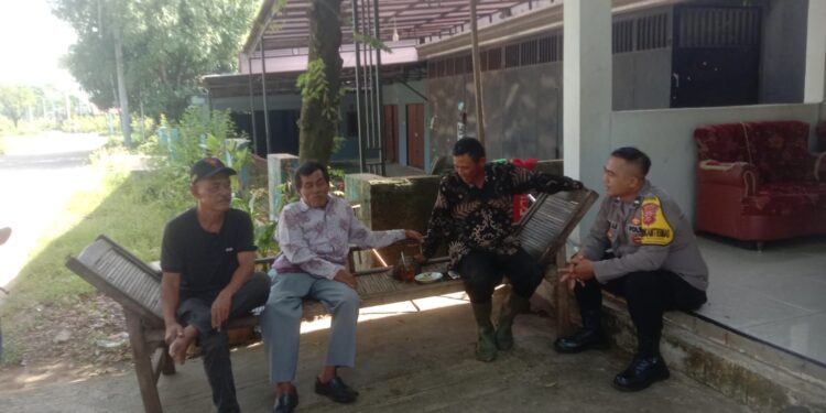 Jaga Kondusifitas Lingkungan, Polsek Klapanunggal Lakukan Edukasi Kepada Masyarakat
