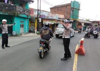 Polsek Ciampea Atur Lalin Untuk Terciptanya Kamseltibcarlantas