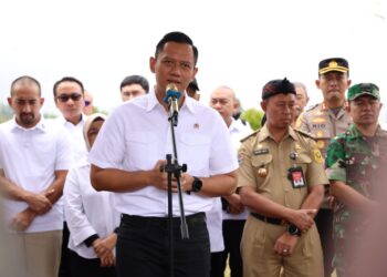 Antisipasi Krisis Iklim, Menteri ATR/BPN Tanam Pohon di Ciawi