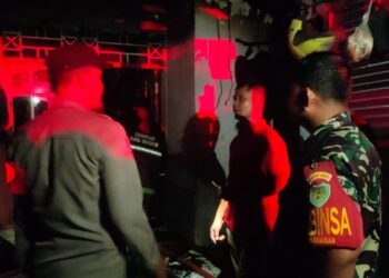Lupa Matikan Kompor, 3 Rumah Warga Hangus Terbakar