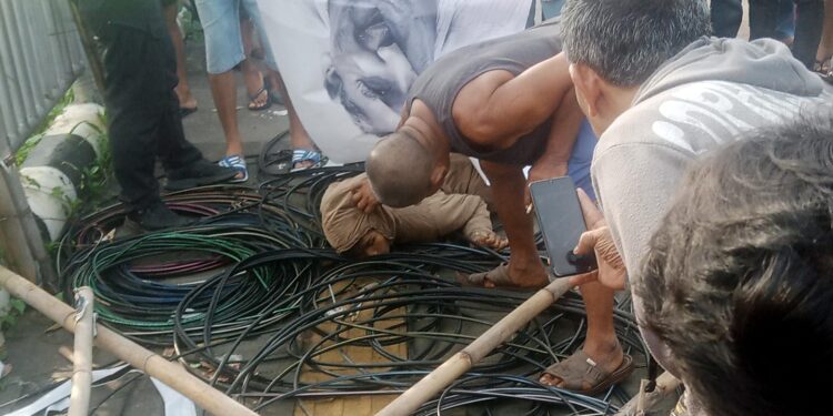 Diduga Korban Tawuran, Pemuda Dengan Luka Sobek Ditemukan Tewas Tergeletak Ditrotoar