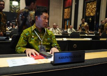 RUPS Tahunan Bank BJB, Bey Minta BJB Beri Literasi Kepada Masyarakat Tentang Pinjol