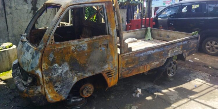 Disebut Kabur, Sopir Mobil Losbak yang Terbakar Ternyata Mengalami Luka Bakar Serius