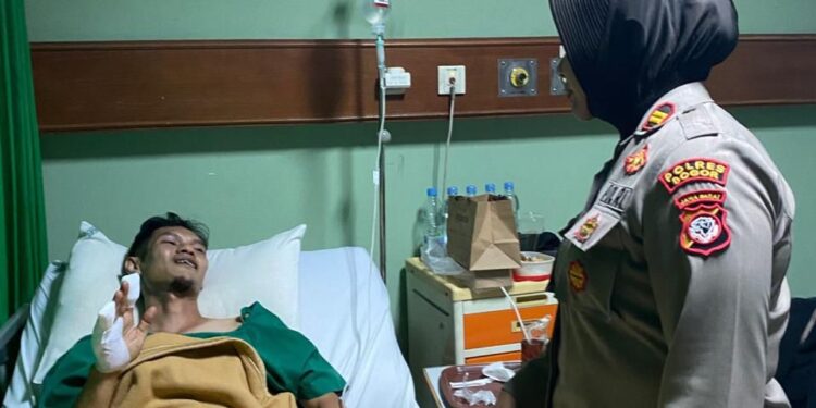 Seminggu Berlalu Wartawan Foto Ditabrak Lari Sopir Angkot, Kanit Lantas: Mohon Waktu