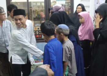 Katar Pokja 19 Desa Tlajung Udik Kembali Santuni Yatim, Ini Pesan Yusuf Ibrahim