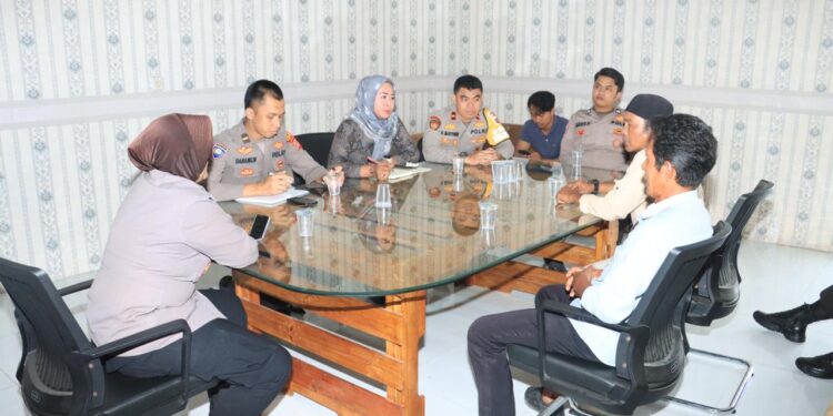 Jum’at Curhat Polres Bogor, Warga Rumpin Keluhkan Penerangan Jalan, Operasional Mobil Tambang dan Layanan Pembuatan SIM
