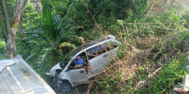 Tak Kuasai Medan, Wanita Ini Terjun Bebas di Jurang Sukamakmur