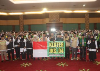 Pj. Bupati Bogor Lepas 432 Calon Jemaah Haji Kloter 04 JKS
