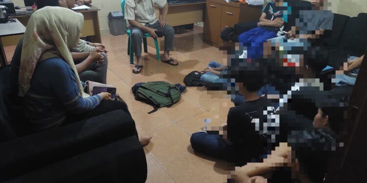 Tawuran Pelajar Pecah di Cariu, 5 Orang Diamankan