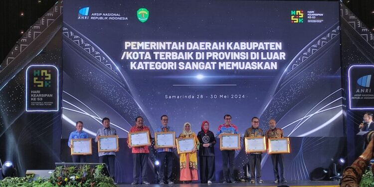 Pemkab Bogor Raih Penghargaan Penyelenggaraan Kearsipan Dengan Nilai Memuaskan Dari ANRI