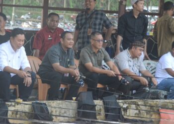 Nguseup Bareng Pejabat Tema HJB di Kecamatan Sukaraja