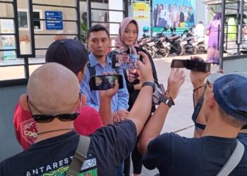 Dugaan Kecurangan Sistem Zonasi di SMAN 3 Bogor, Billy Adhiyaksa Ukur Jalan Dengan Meteran Kayu