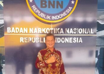 Kereennn, Kades Daman Huri Raih Penghargaan P4GN dari BNN RI