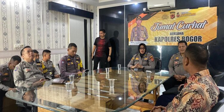 Jum’at Curhat, Curanmor dan Tawuran Masih jadi Pembahasan Warga