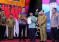 Serahkan Sertipikat Tanah Elektronik di Jambi, Menteri AHY: Persempit Ruang bagi para Pelaku Kejahatan Pertanahan